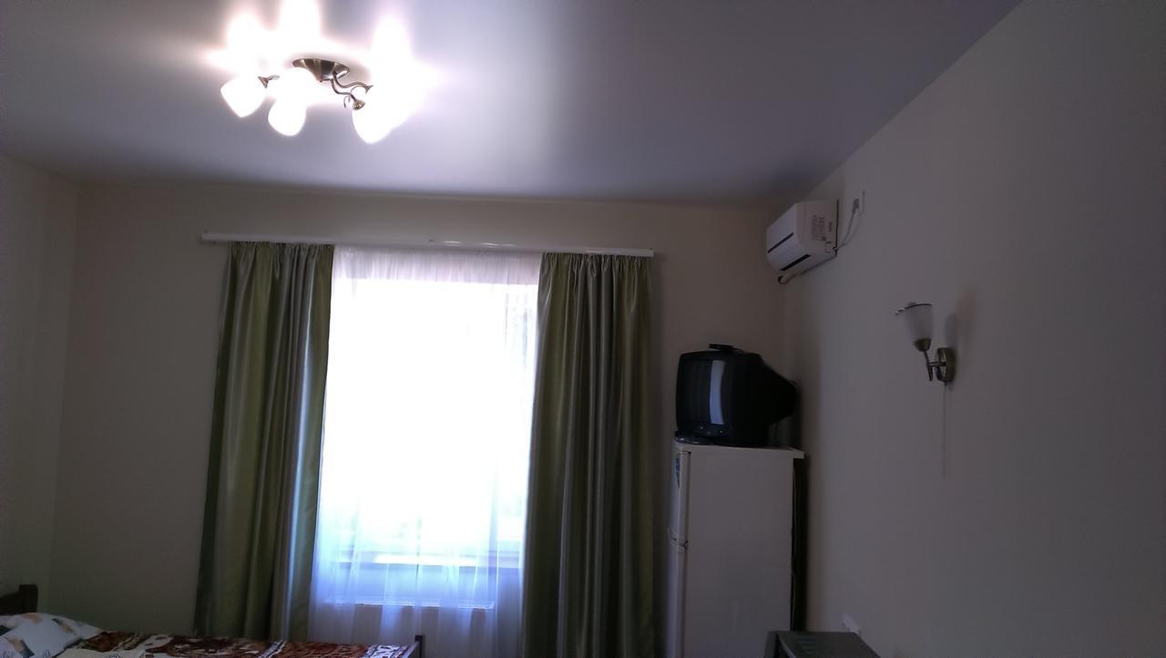 Звёздный Hotel โอเดสซา ภายนอก รูปภาพ